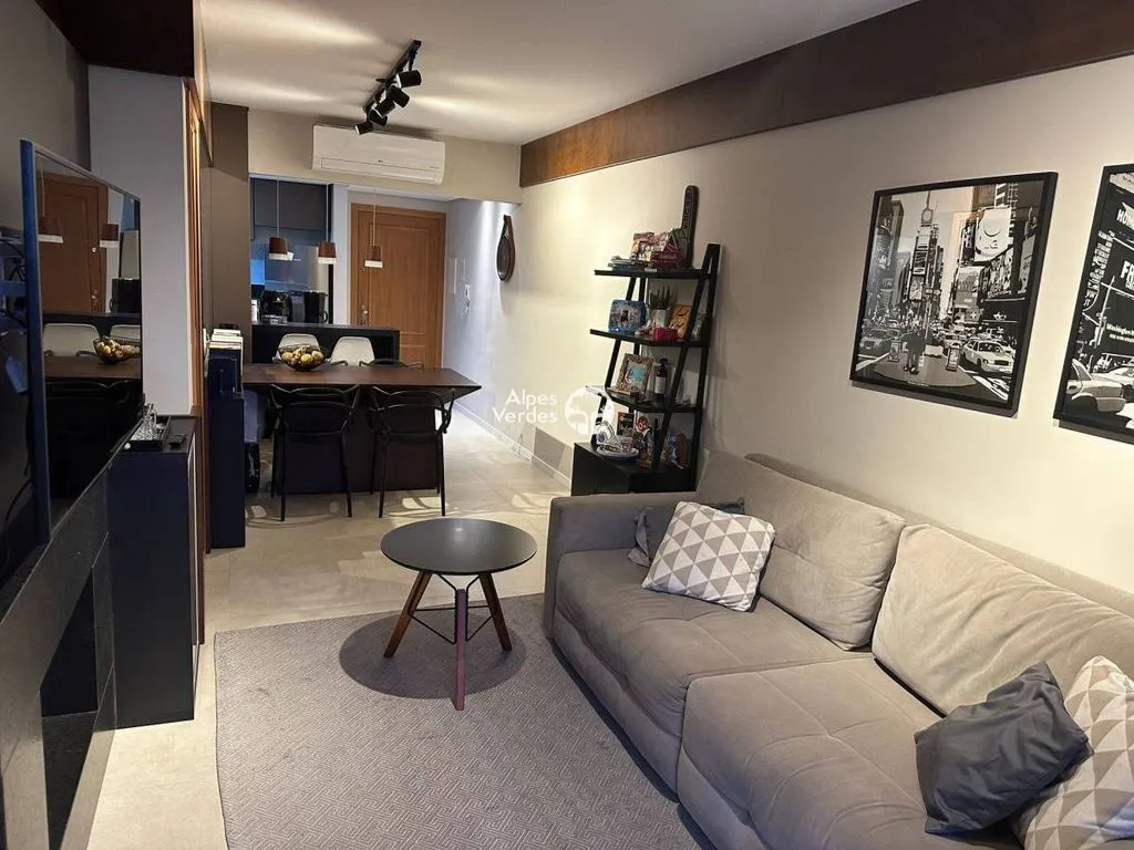 Imagem Vende-se Apartamento em Porto Alegre-RS, com 2 quartos, 62.89 m2