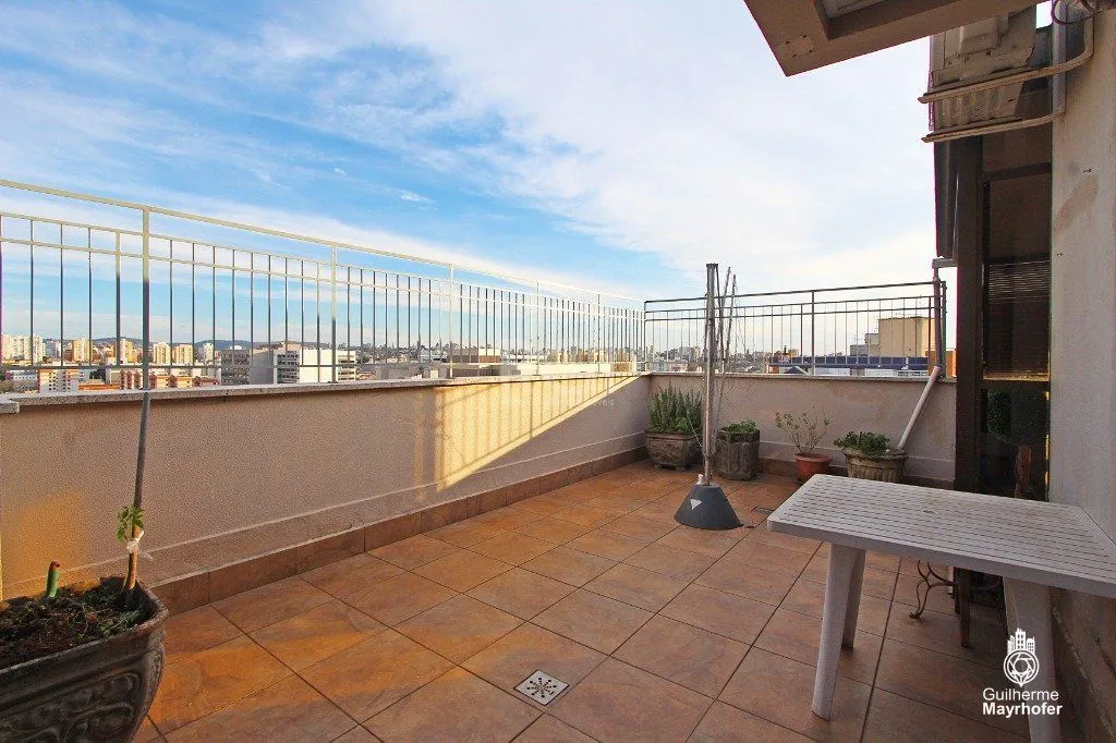 Imagem Cobertura para Venda - 157m², 2 dormitórios, 2 vagas - Cristo Redentor