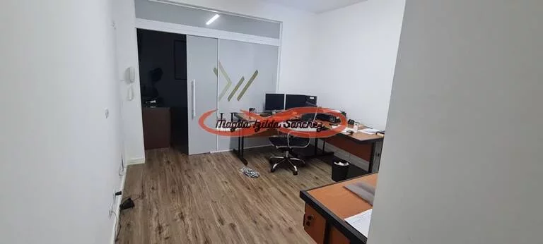 Imagem PRÉDIO COMERCIAL EM ARTUR ALVIM - SÓ A 600 M DO METRÔ.