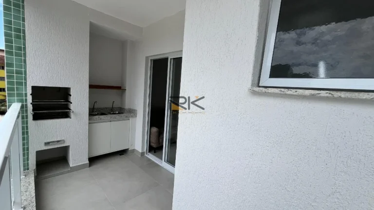 Imagem APARTAMENTO À VENDA NA PRAIA GRANDE COM 1 DORMITÓRIO,SALA DE ESTAR E JANTAR