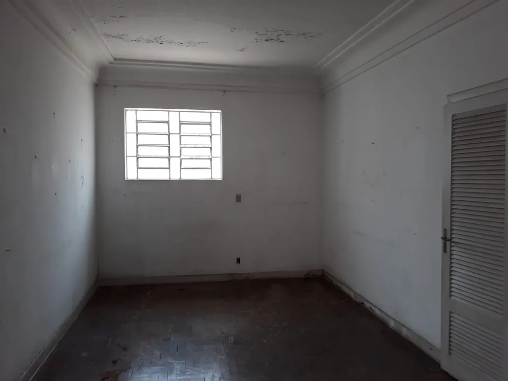 Imagem Casa à venda 4 Quartos, 1 Vaga, 1000M², Centro, Taubaté - SP