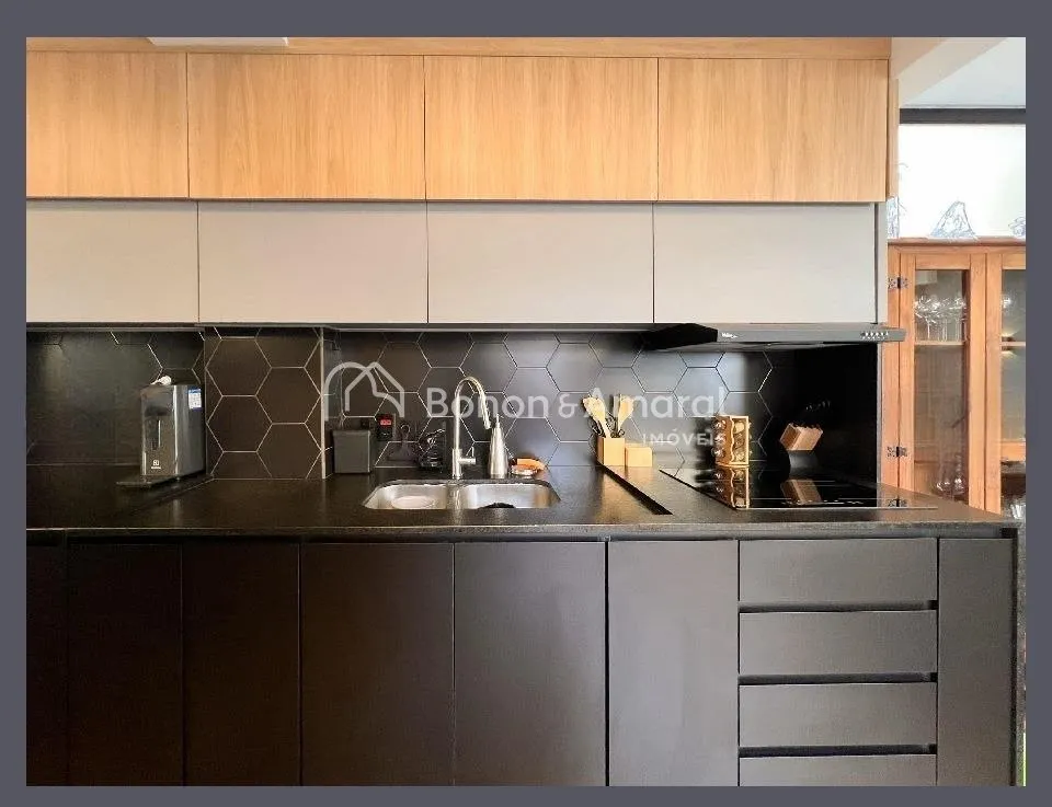 Imagem Casa de Condomínio com 3 Quartos e 4 banheiros à Venda, 107 m²