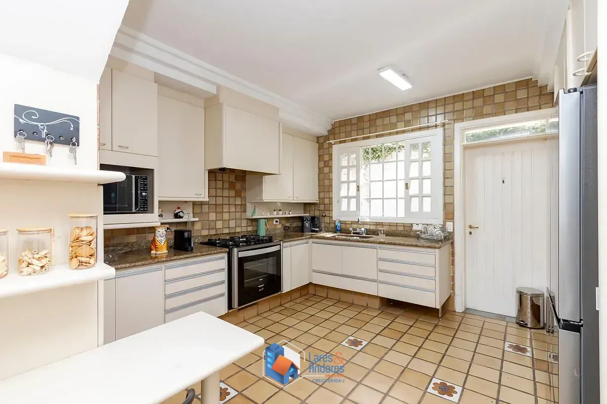 Imagem Casa para venda em Jardim dos Estados com 5 quartos, sendo 4 suítes, 530m²