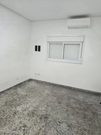 Imagem Casa Residencial para Locação - Reformada e Completa