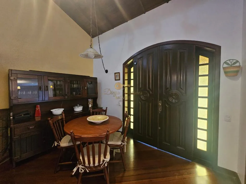 Imagem Casa em Condomínio para Venda em Teresópolis / RJ no bairro Várzea