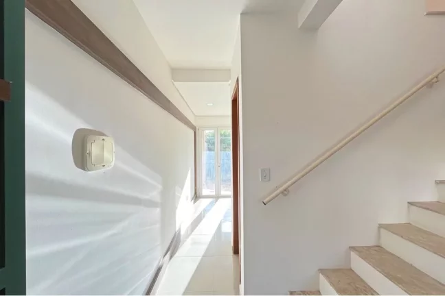 Imagem Casa para venda no bairro Guarujá em Porto Alegre