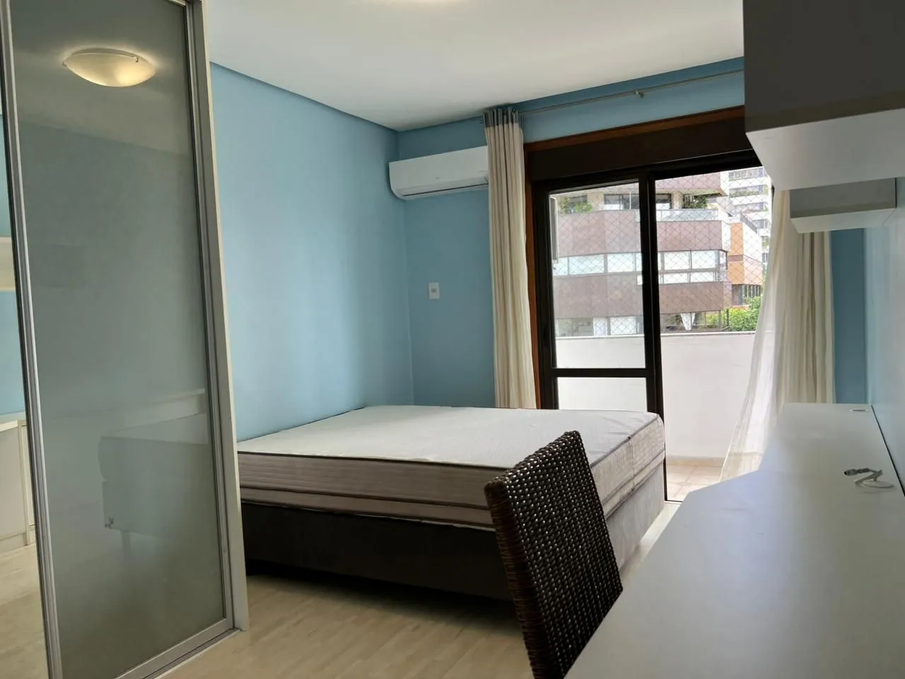 Imagem Apartamento a venda de 105 m2 2 dormitórios sendo 1 suíte e 2 vagas individuais no bairro Petrópolis.