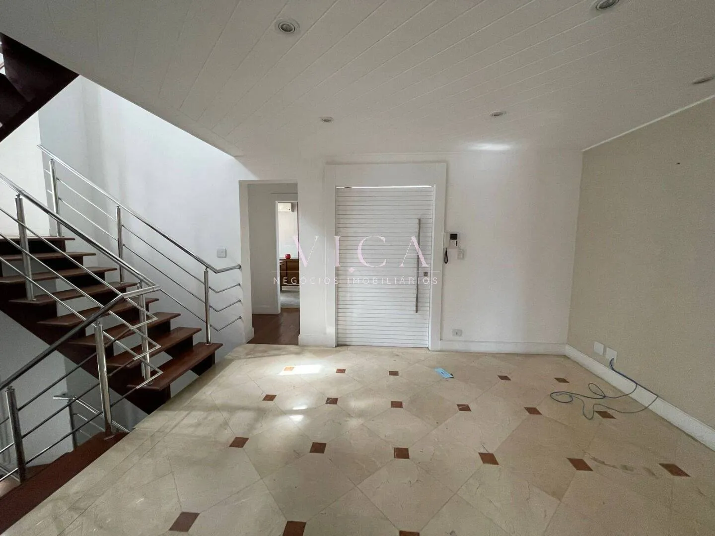 Imagem Alphaville|Resid 02 |Casa 3 suítes, piscina e lazer| R$25.000 Aluguel