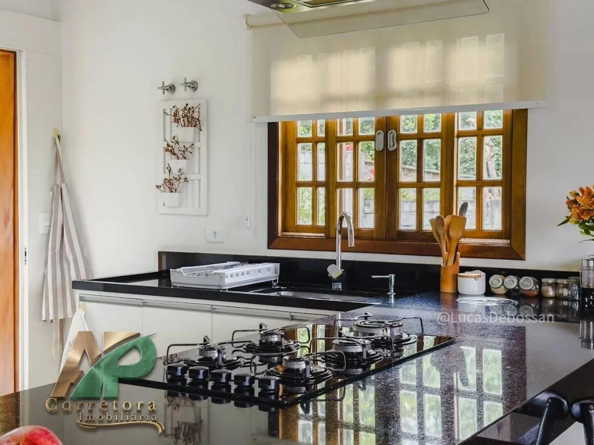 Imagem Chácara / Casa Térrea em Cotia | 1.500m² de Terreno | R$ 585 Mil