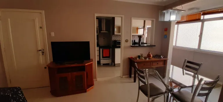 Imagem Apartamento com 2 Quartos à Venda, 70 m² em Passo da Areia - Porto Alegre