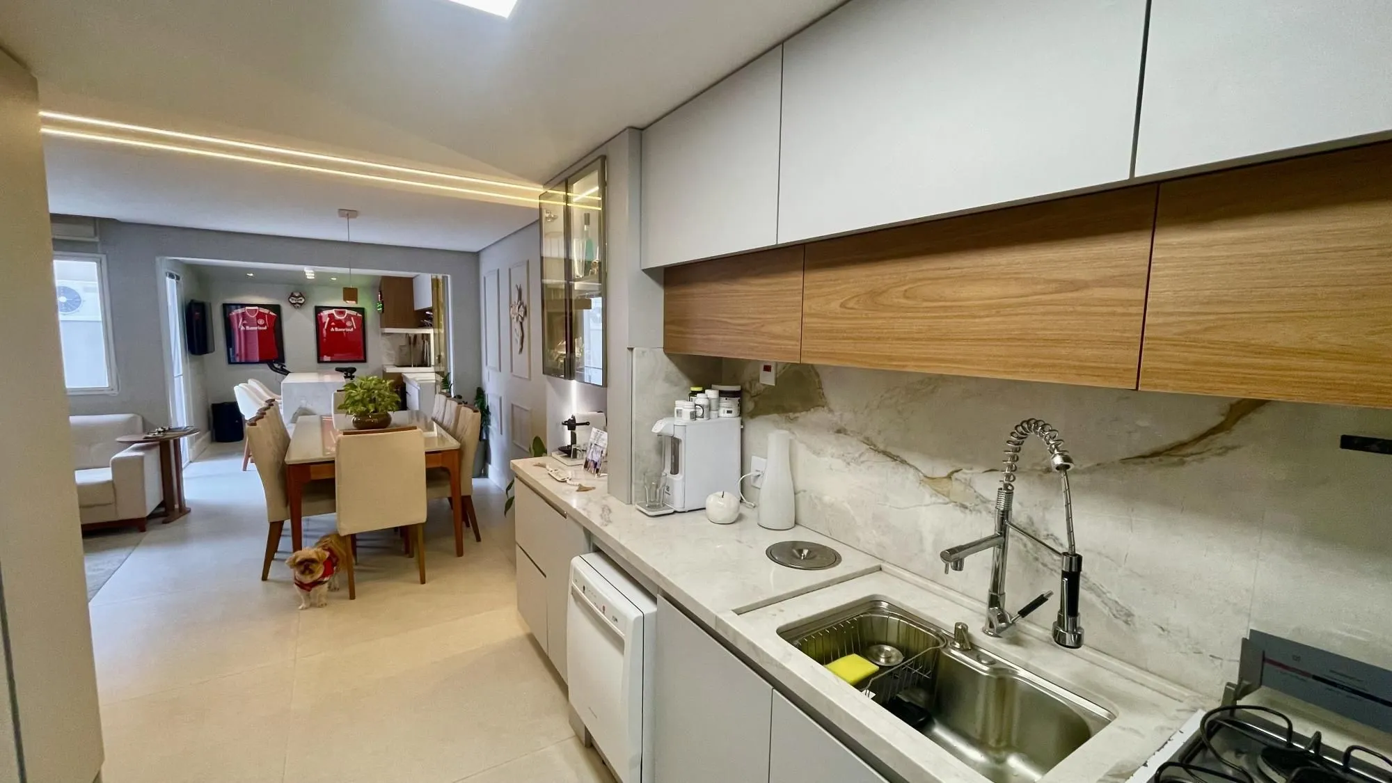 Imagem Casa em condomínio com 4 dormitórios e lazer completo no Ecoville