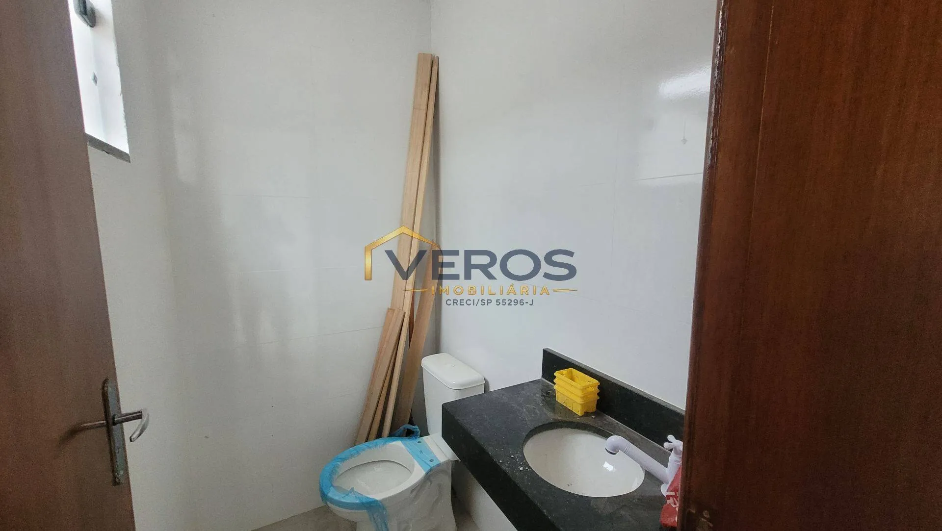 Imagem Casa a venda com Quintal e 02 Suítes Massaguaçu Caraguatatuba