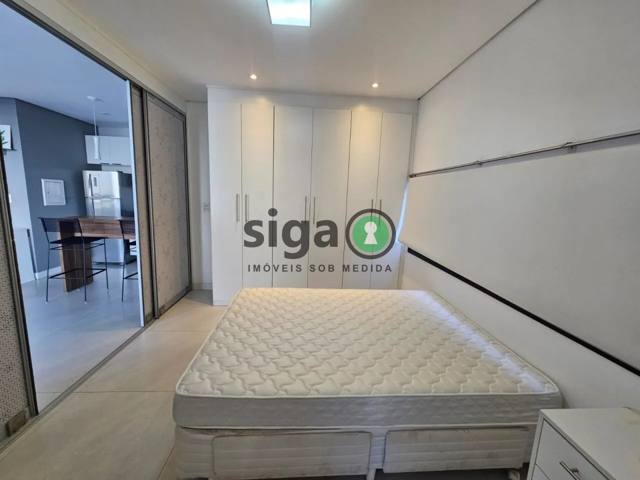 Imagem Apartamento mobiliado para alugar no Condomínio Limited Funchal