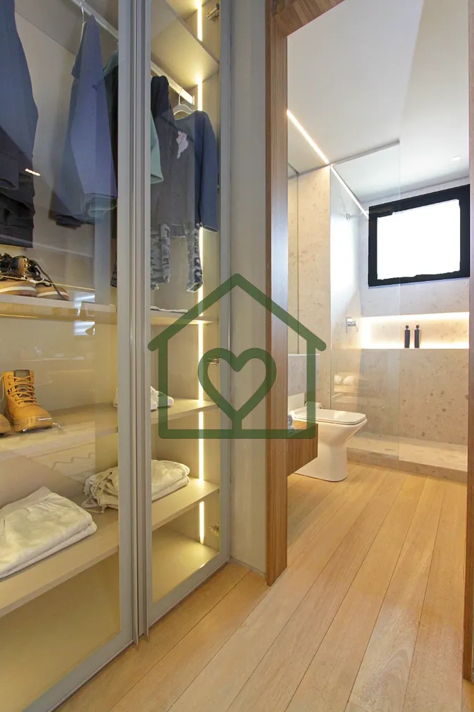 Imagem Apresento um sofisticado apartamento de 151 m² privativos no 18º andar, situado no bairro Menino D...