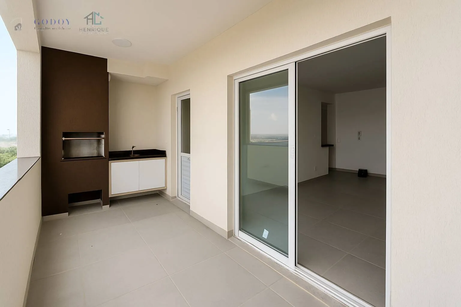 Imagem Apartamento de Alto Padrão para Locação no Edifício Santiago - 3 Quartos