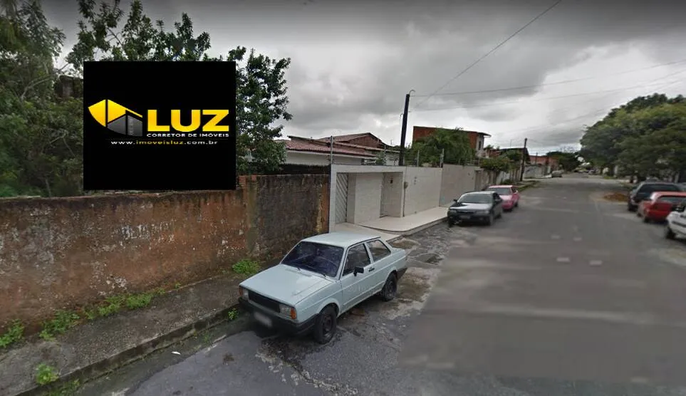 Imagem Casa com 528m² de Terreno em Messejana - Ideal para Morar ou Empreender!