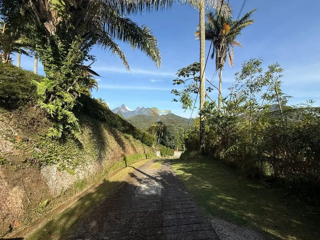 Imagem Terreno em Condomínio para Venda em Teresópolis / RJ no bairro Albuquerque