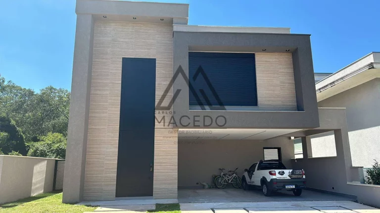 Foto do imóvel Conforto e Segurança em Condomínio Fechado - Casa de Alto Padrão à Venda