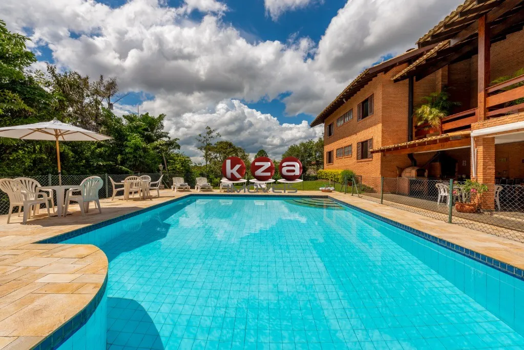 Imagem Luxuosa mansão à venda em condomínio exclusivo de Itu-SP: 5 quartos, 5 suítes, 3 salas, 7 banheiros, 5 vagas, 624m².