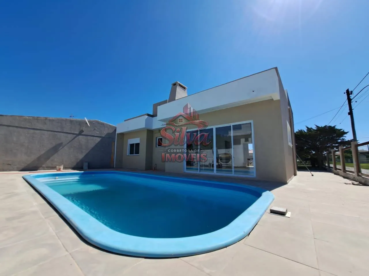 Imagem C1148 | Casa 3 dormitórios com piscina em esquina
