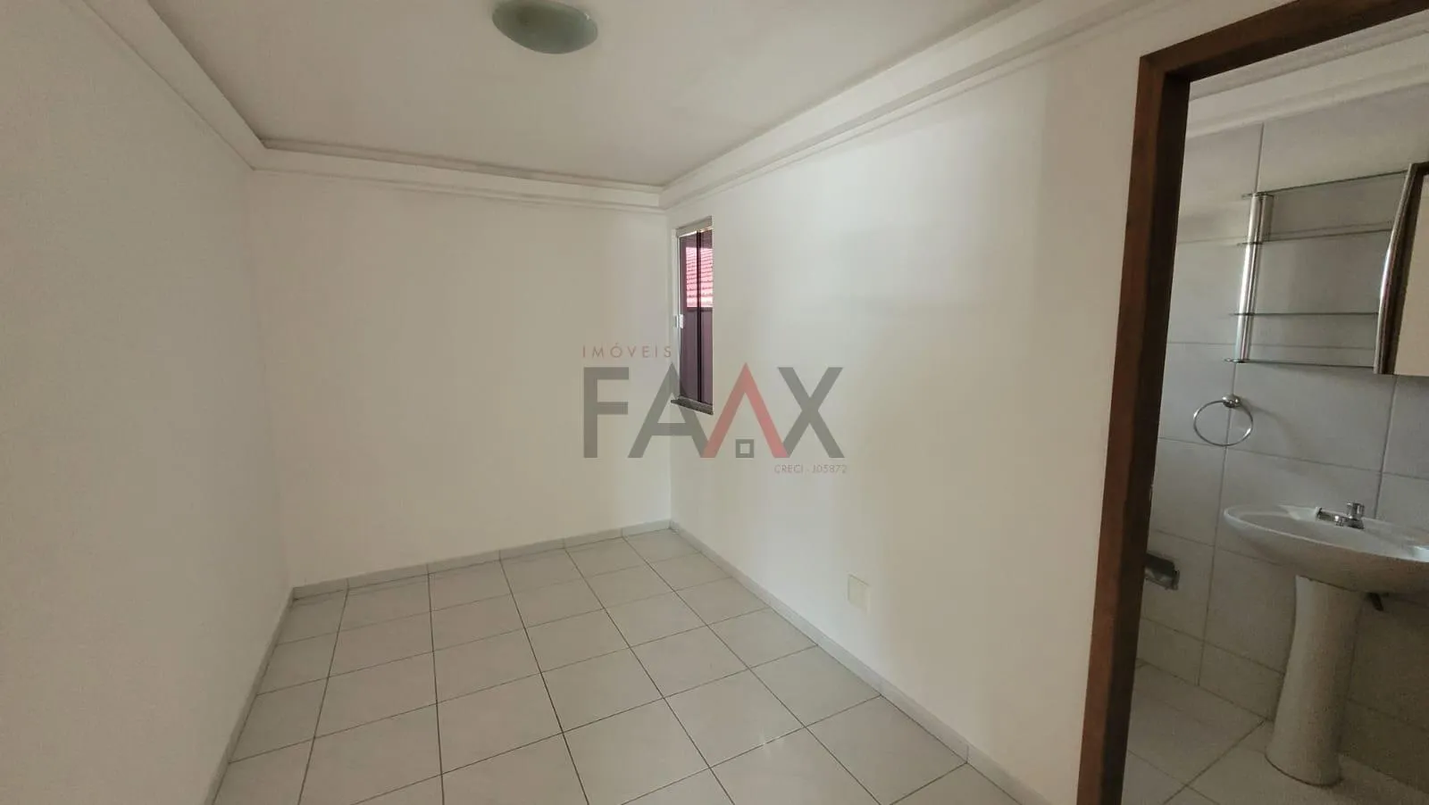 Imagem Sala Comercial para locação,887.87 m , CENTRO, GUARAPUAVA - PR