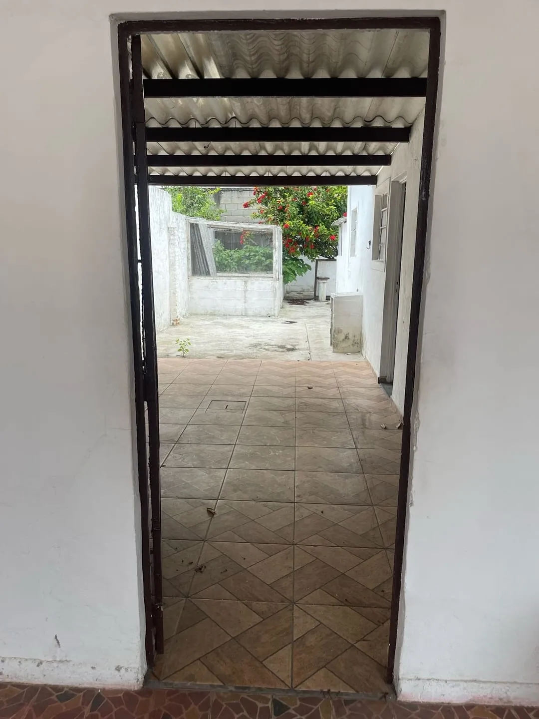 Imagem Casa à venda 2 Quartos, 1 Vaga, 300M², Água Preta, Pindamonhangaba - SP