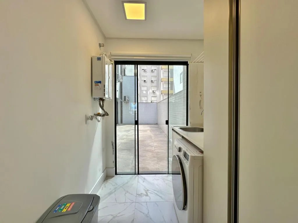 Imagem Apartamento 4 Dormitórios - Bairro Navegantes