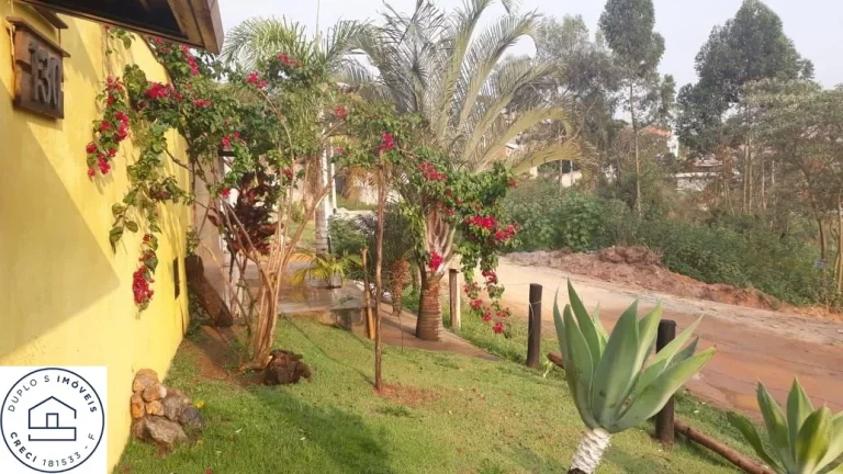 Imagem Casa em Mairiporã / Terra preta / Próximo a Rodovia Fernão dias / Terreno medindo 250 m² sendo 125 m² de terreno livre para construir.