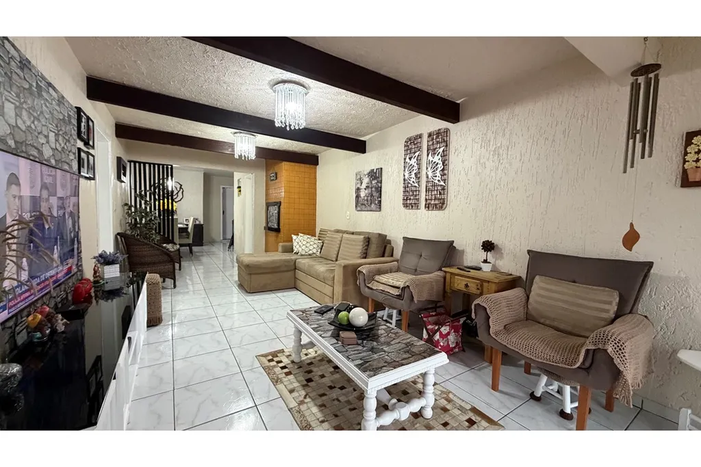 Imagem Casa à venda em Xangri-Lá, Centro, com 5 quartos, 224,44m2