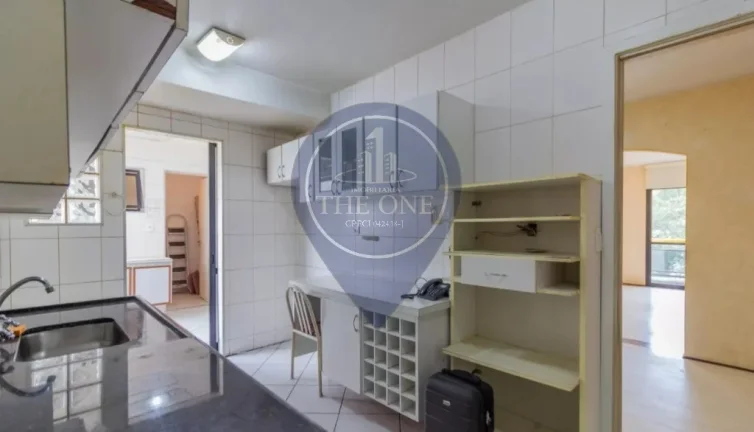 Imagem Apartamento para locação em Cerqueira César, São Paulo-SP: 3 quartos, 1 suíte, 2 vagas, 130m² de área!