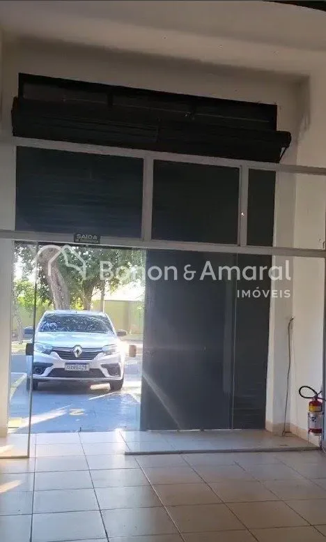 Imagem Aluga-se Salão Comercial em Localização Estratégica!