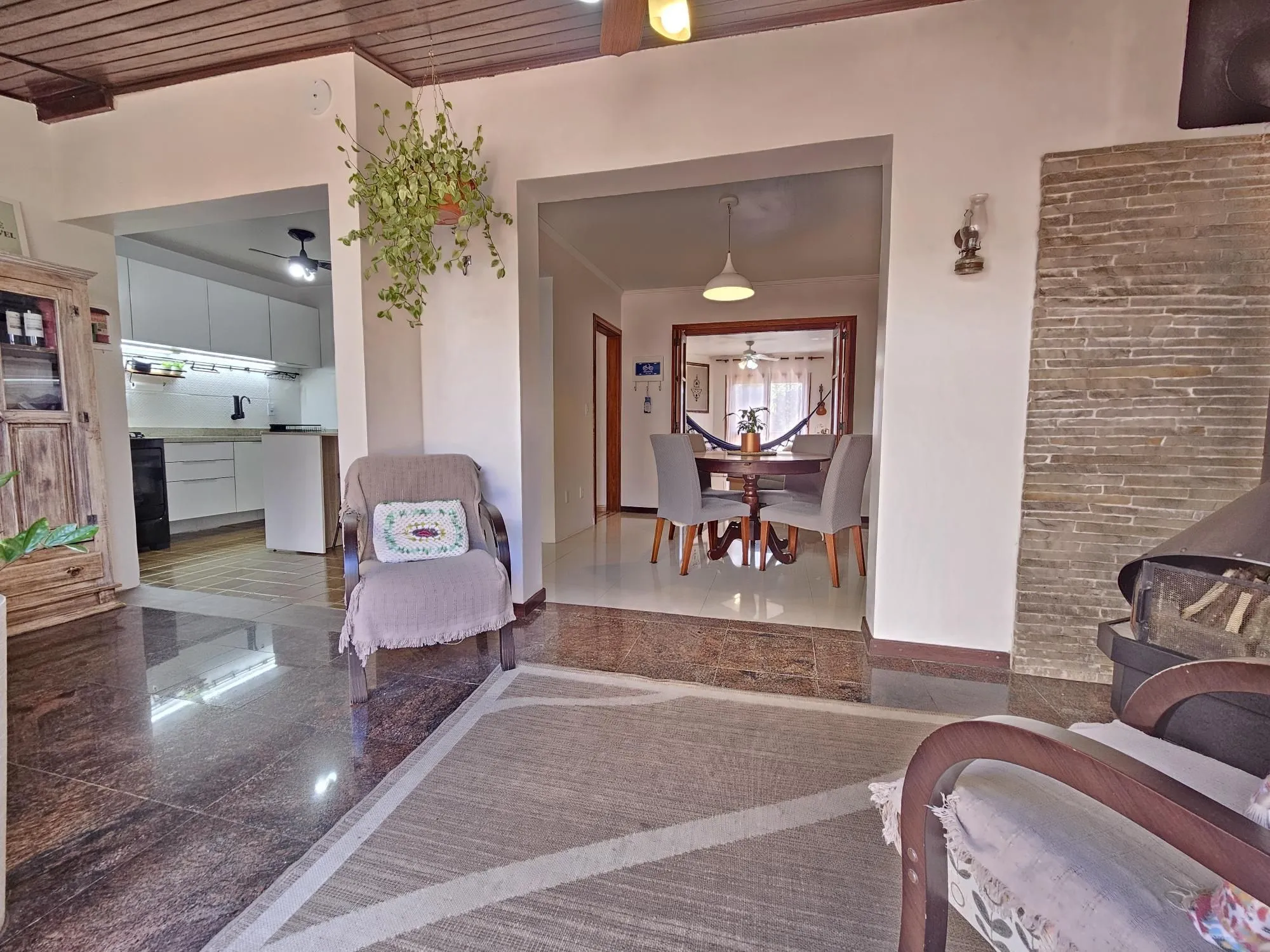 Imagem Casa condominio 4 dorm, 3WC, 3Vagas, Cavalhada, Porto Alegre, RS