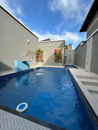 Imagem EXCELENTE OPORTUNIDADE!!! Casa de condomínio com 2 dormitórios!