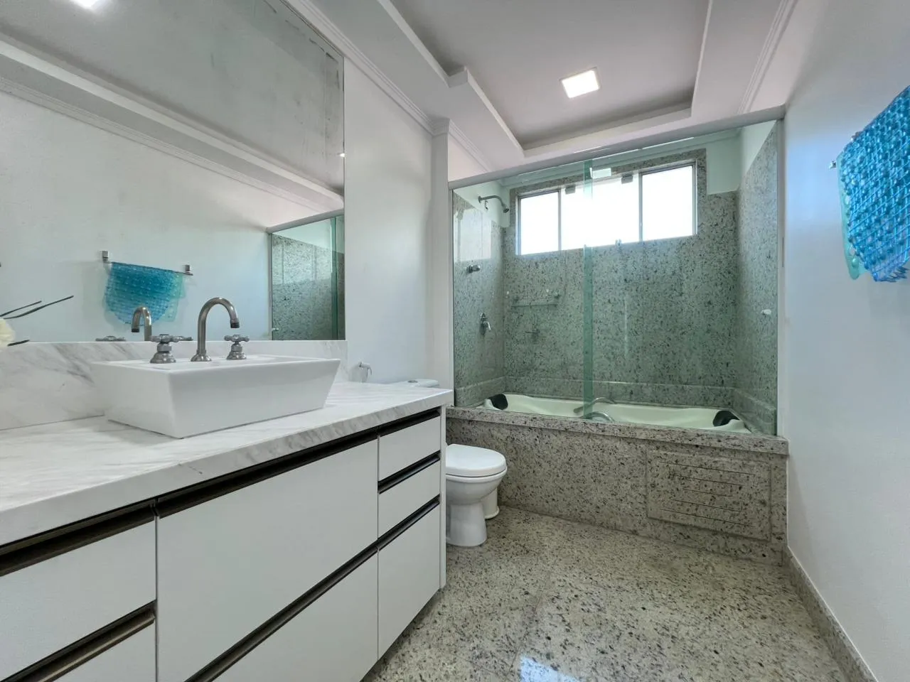 Imagem Apartamento com vista para o mar à venda com 350m2 por R$ 10.500.000,00