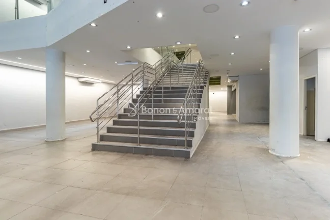 Imagem Imóvel comercial localizado no centro de compras de Campinas, na praça Rui Barbosa (praça do
conv...