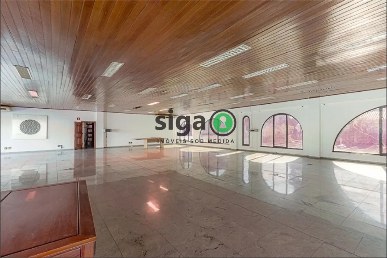 Imagem Casa Comercial de Alto Padrão de 1250 metros ao lado do JOCKEY CLUB