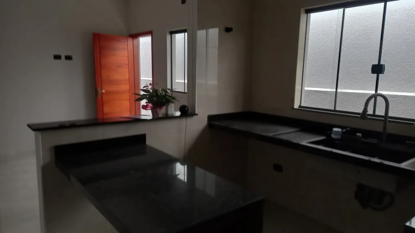 Imagem Casa para Venda em Itanhaém, Verde Mar, 2 dormitórios, 1 suíte, 2 banheiros, 2 vagas