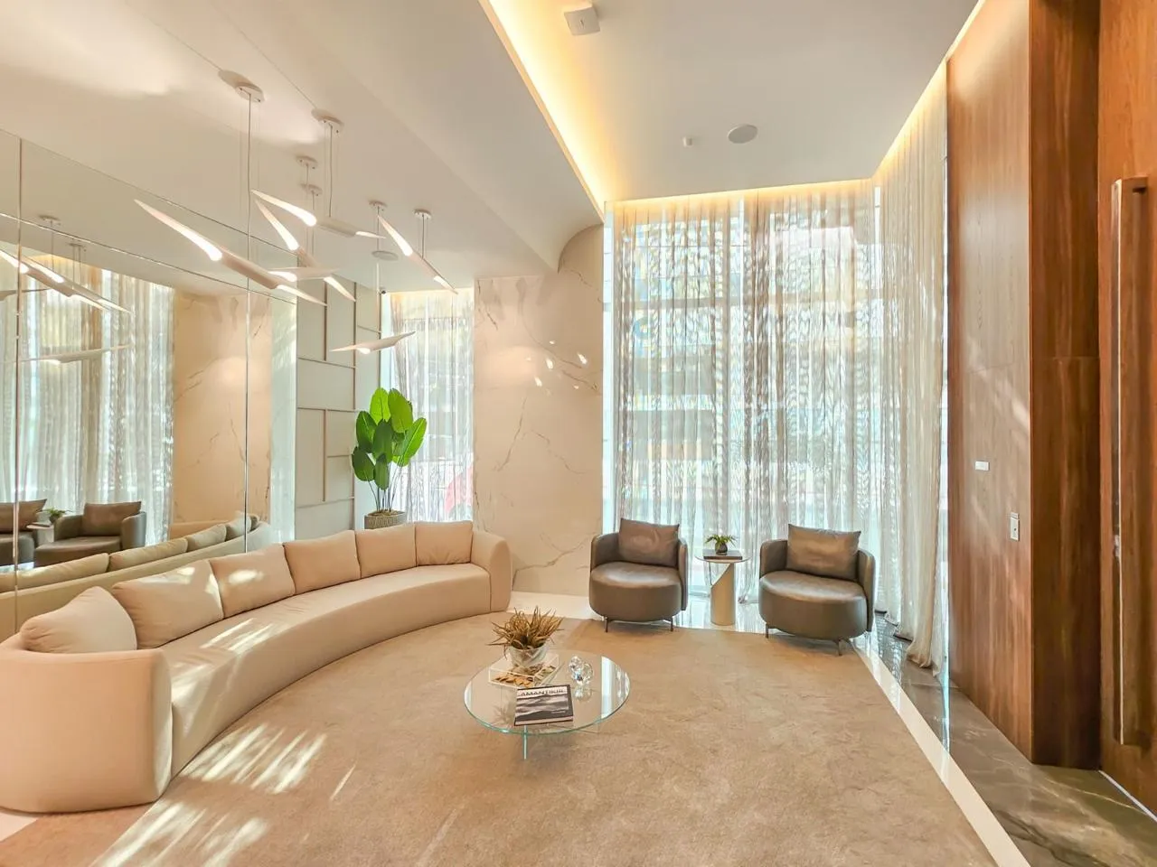 Imagem Apartamento com vista para o mar à venda com 223.09m2 por R$ 6.335.000,00