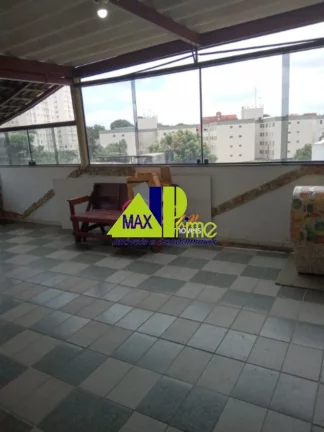 Imagem Imperdível! Casa à venda em São Paulo-SP, no Jardim Laone, com 3 quartos, 2 suítes, 2 salas, 4 banheiros, 4 vagas de garagem, 557m².