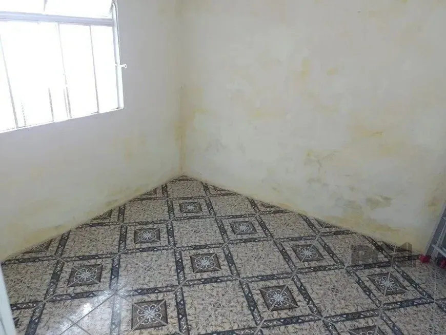 Imagem Casa 169m² - 2 dormitórios, 2 vagas no bairro Cavalhada