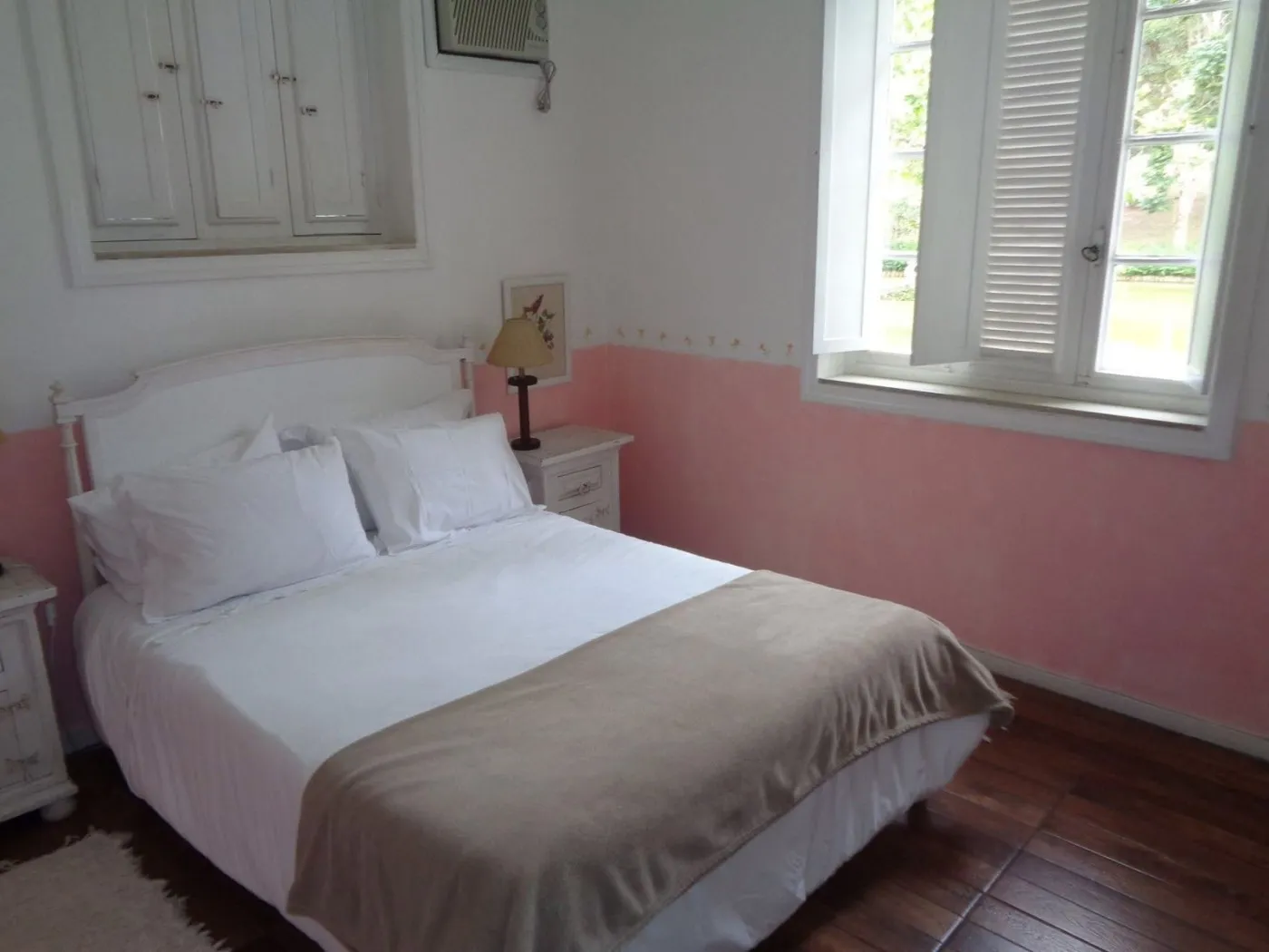 Imagem Casa para Venda em Petrópolis / RJ no bairro Araras