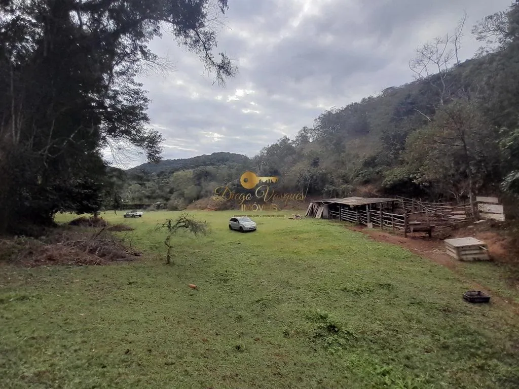 Imagem Terreno para Venda em Teresópolis / RJ no bairro Albuquerque