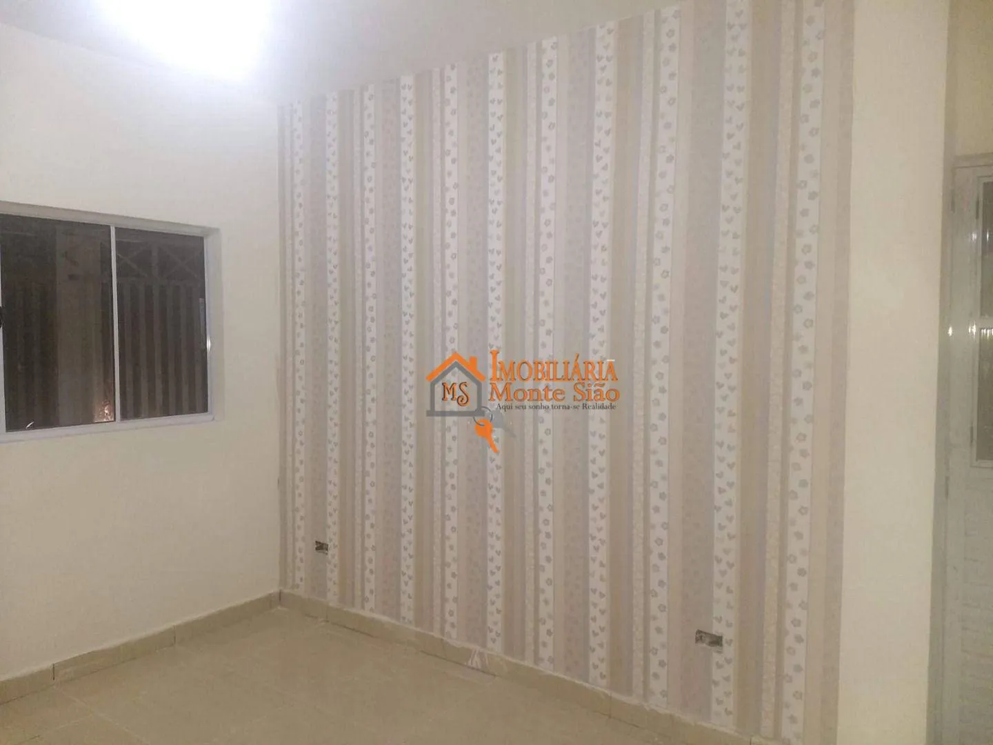 Imagem Casa com 2 dormitórios à venda por R$ 260.000,00 - Conjunto Residencial Haroldo Veloso - Guarulhos/SP