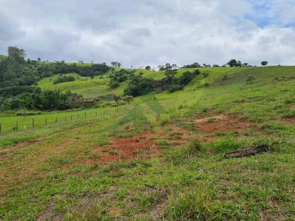 Imagem Oportunidade: Sítio de 16 alqueires com vista deslumbrante em Piracaia