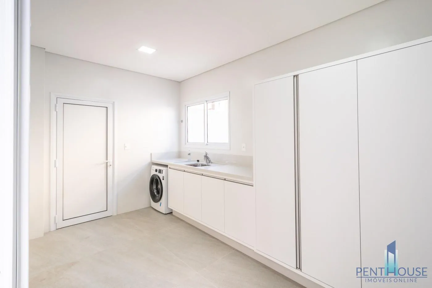 Imagem Casa em Condomínio para Venda em Balneário Camboriú, ARIRIBÁ, 5 dormitórios, 5 suítes, 6 banheiros, 3 vagas