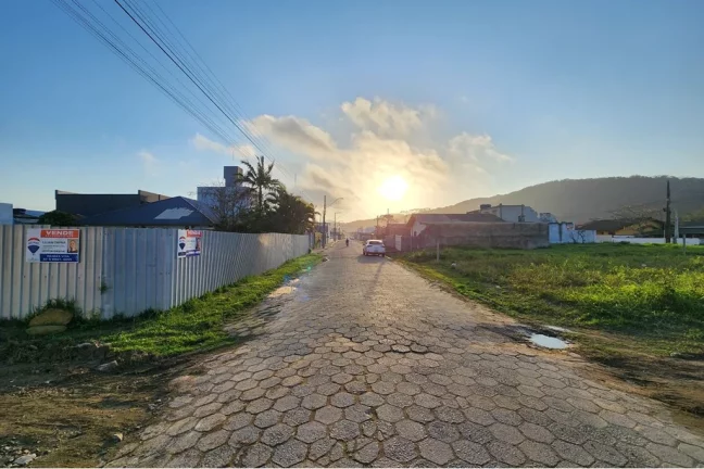 Imagem GOS 490 Lote 590231179-230 - Terreno à venda no bairro Gravatá - Navegantes/SC