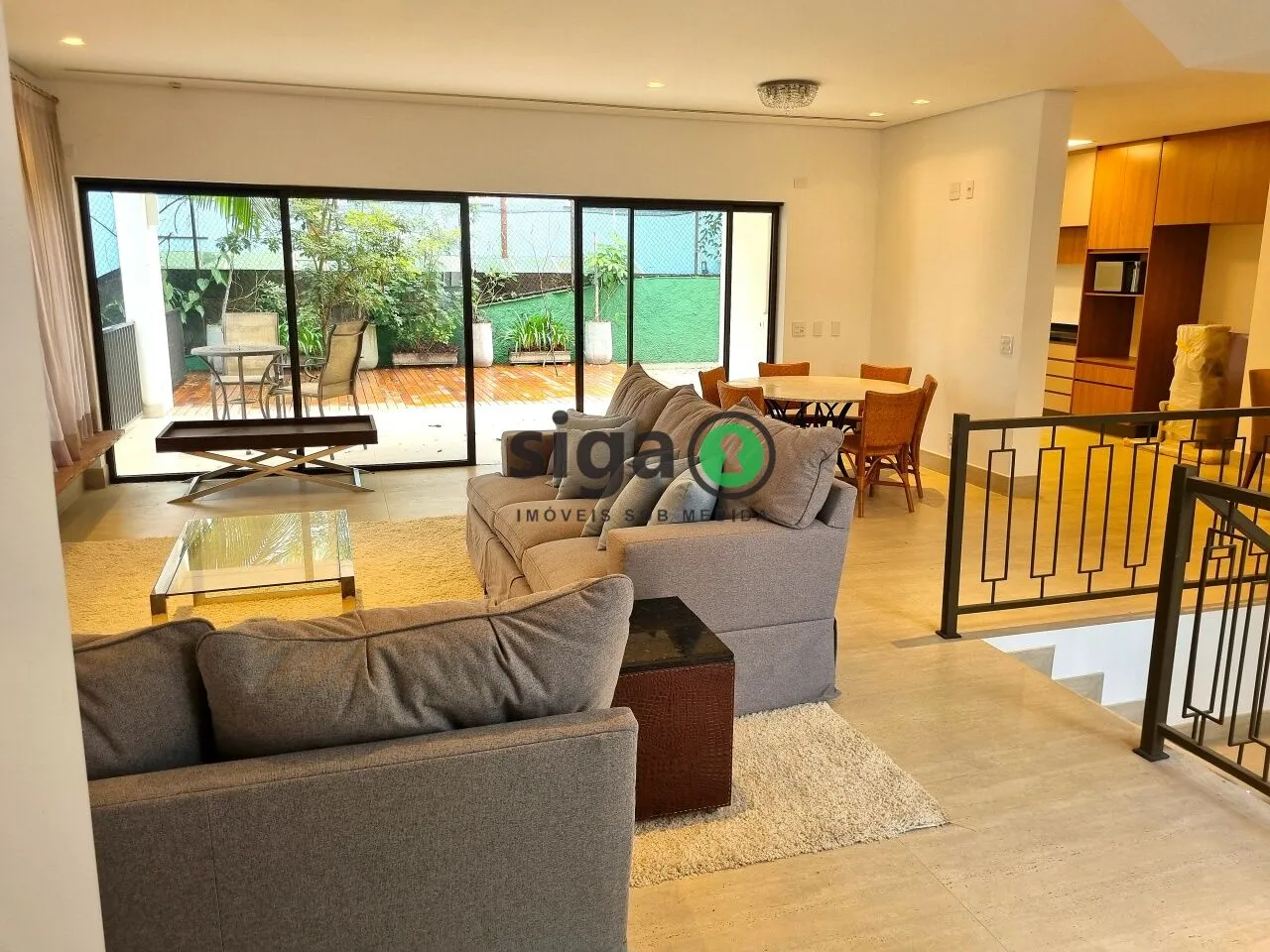 Imagem Casa em Condomínio a venda com 4 Quartos no Alto da Boa Vista.