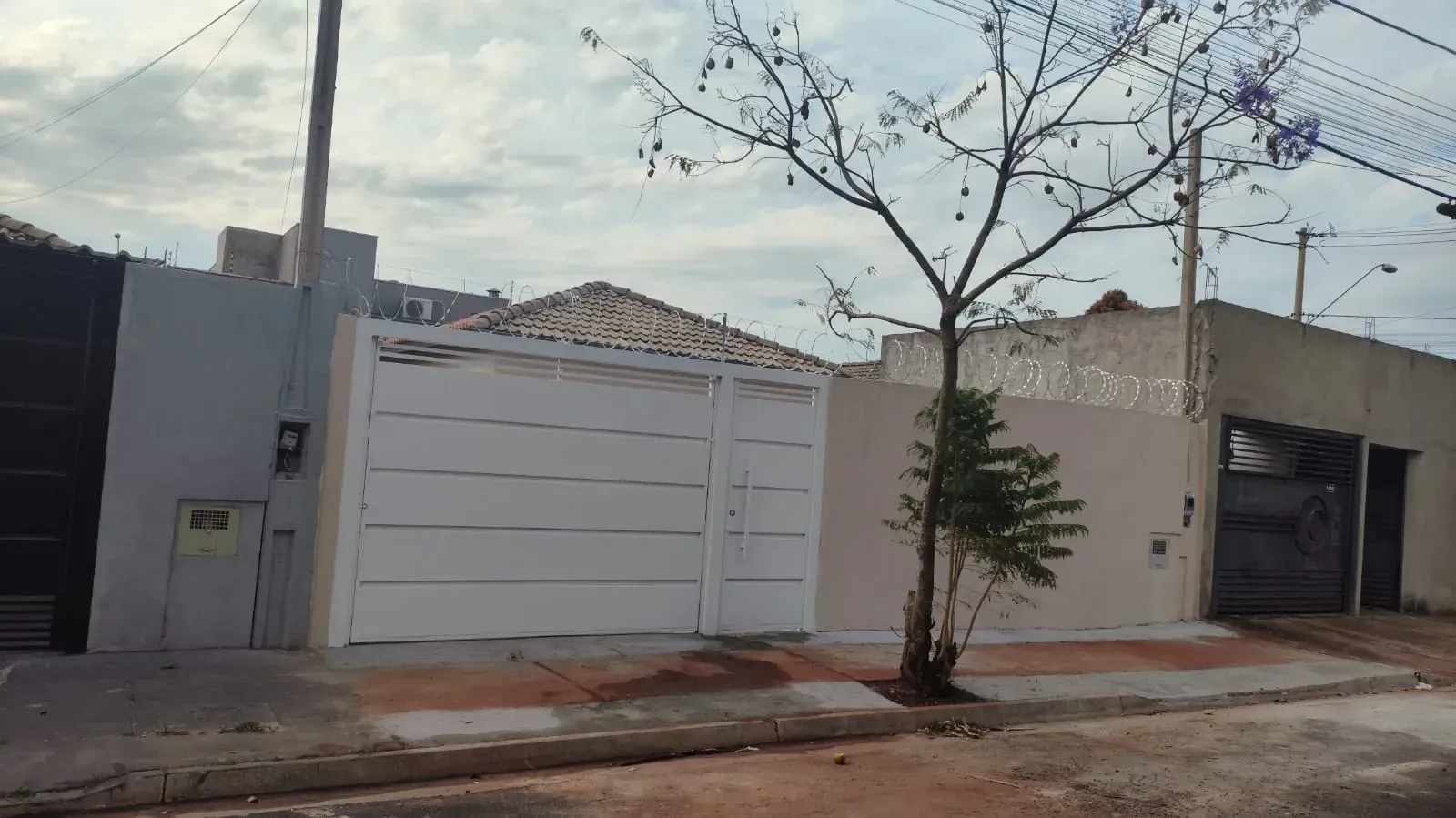 Imagem Casa com 2 Quartos à Venda, 46 m² em Parque Residencial Dignidade - São José do Rio Preto