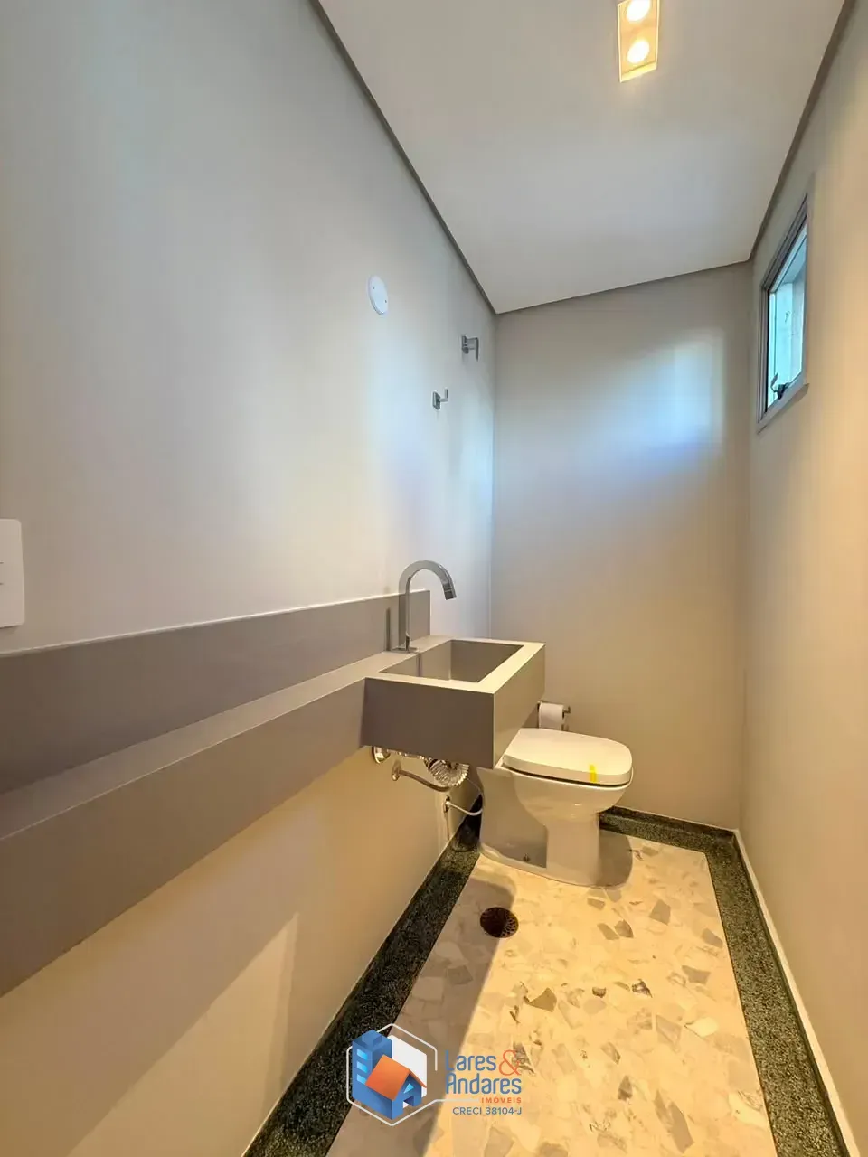 Imagem Apartamento para venda em Pinheiros com 3 quartos, sendo 1 suíte, 143m²