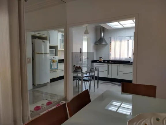 Imagem Casa com 4 dormitórios à venda, 217 m² por R$ 1.500.000,00 - Parque Residencial Itapeti - Mogi das C